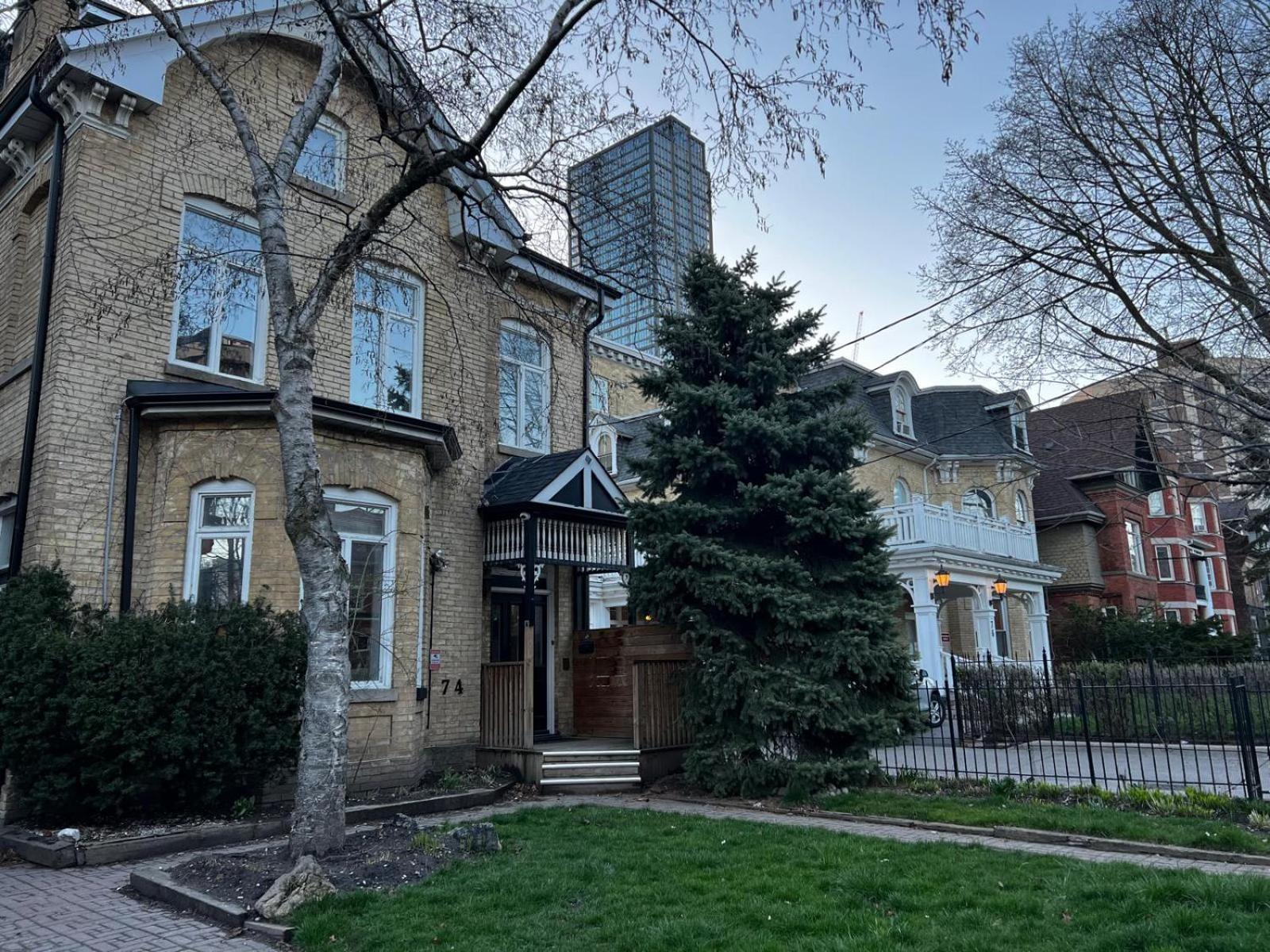 Sweet Home Toronto Extérieur photo